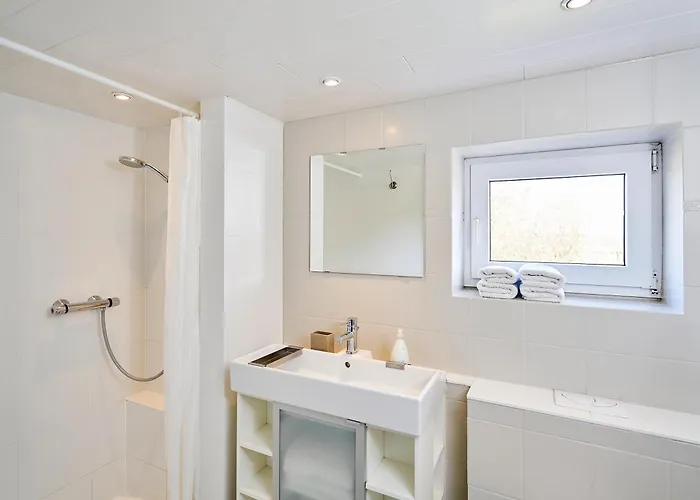 Stuersholz Gut Oestergaard * Steinbergkirche